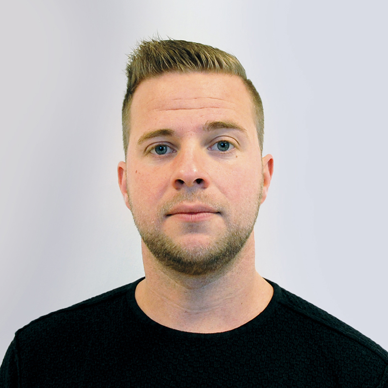 Mikkel Nielsen 800×800
